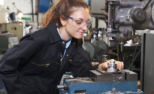 為什么說(shuō)定制原型服務(wù)是制造行業(yè)的未來(lái)？